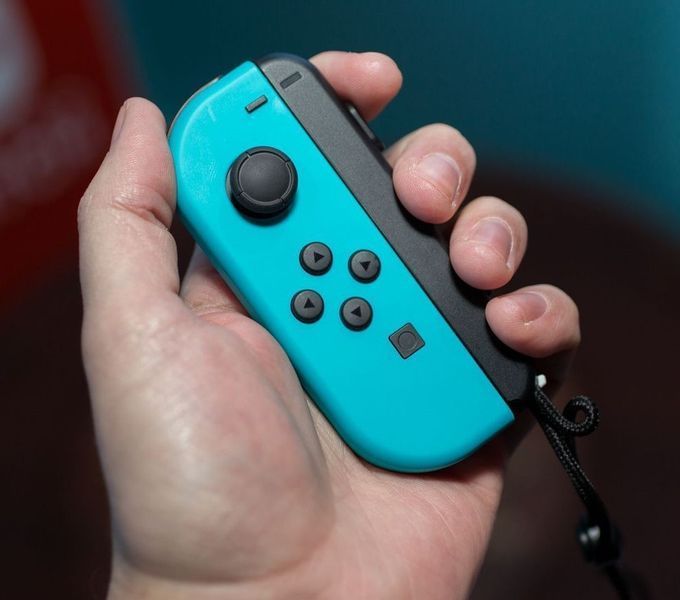 Nintendo Switch with Neon Blue and Neon Red Joy-Con (045496452629) E7067 фото