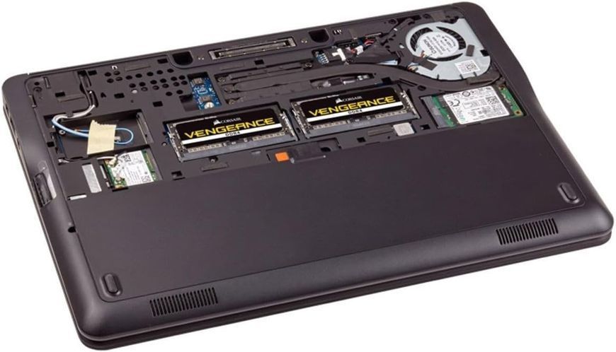 Corsair 16 GB SO-DIMM DDR4 3200 MHz Vengeance (CMSX16GX4M1A3200C22) SV7321 фото