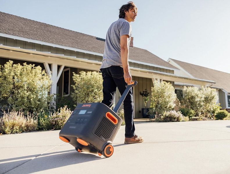 Jackery Explorer 2000 Plus (21-0001-000037) VT0010 фото